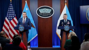 USA sťahujú diplomatov z Bahrajnu a Jordánska, obmedzujú činnosť ambasád na Blízkom východe